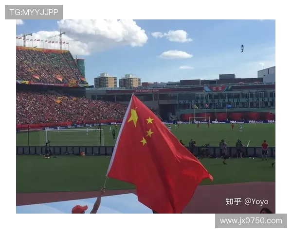 5.27日 韩国女足在夜晚灯光下实现逆转,靠拼搏精神赢得亚冠决赛,展现了坚韧不拔的团队力量_比赛_金景英_胜利